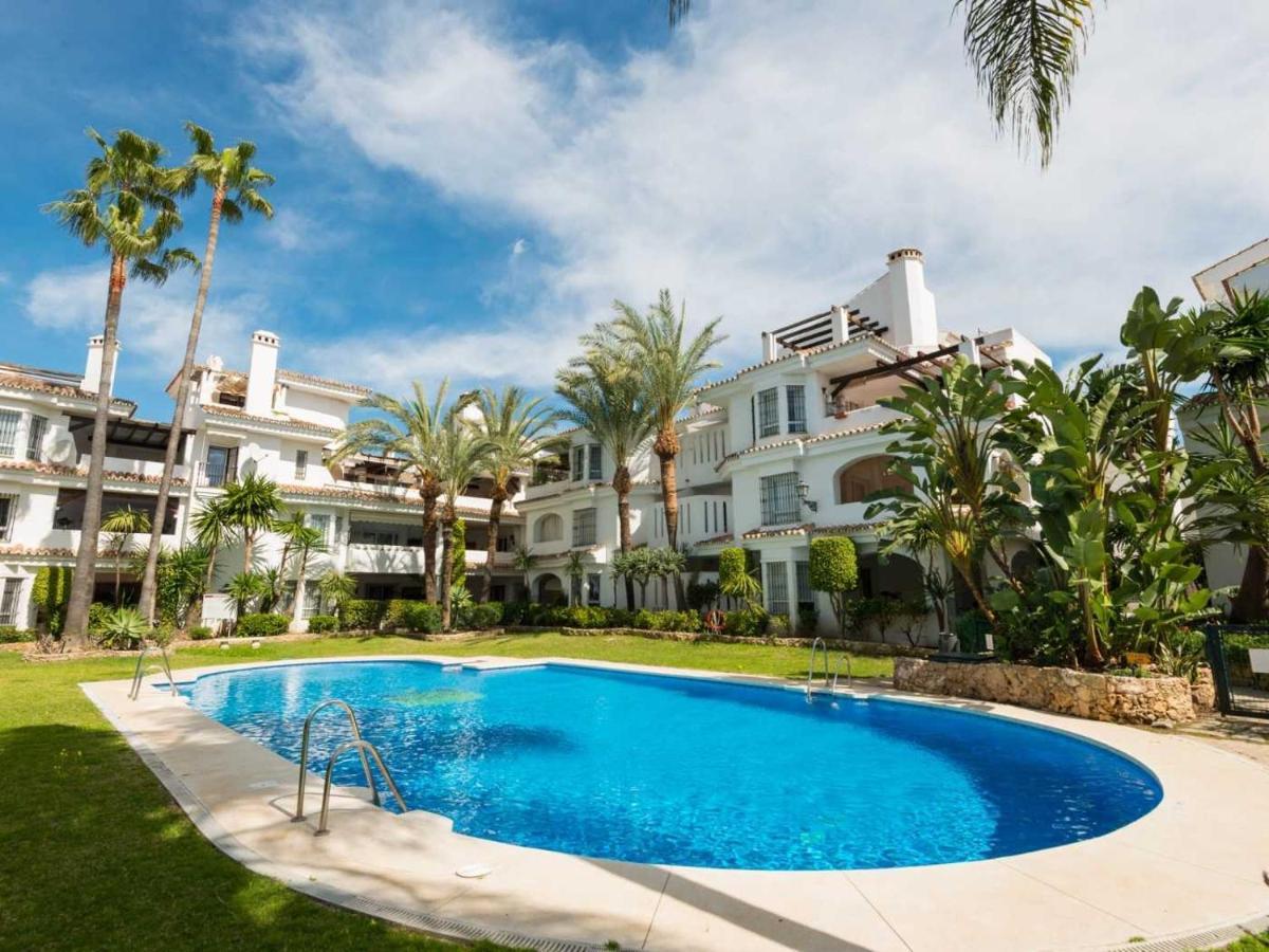 Vacation Marbella I Los Naranjos, Exquisite Penthouse Suite With Rooftop Terrace Eksteriør billede